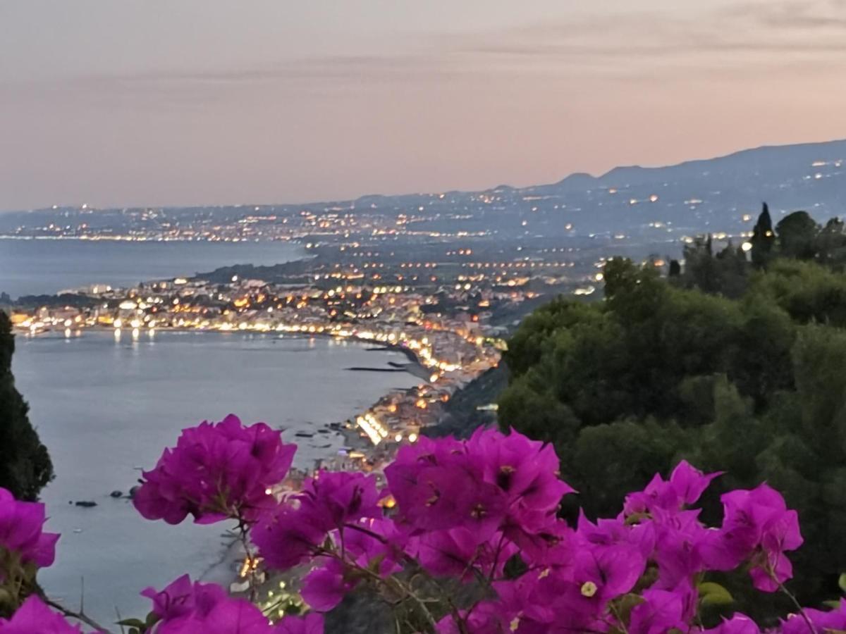La Cartolina Apartment Taormina Ngoại thất bức ảnh